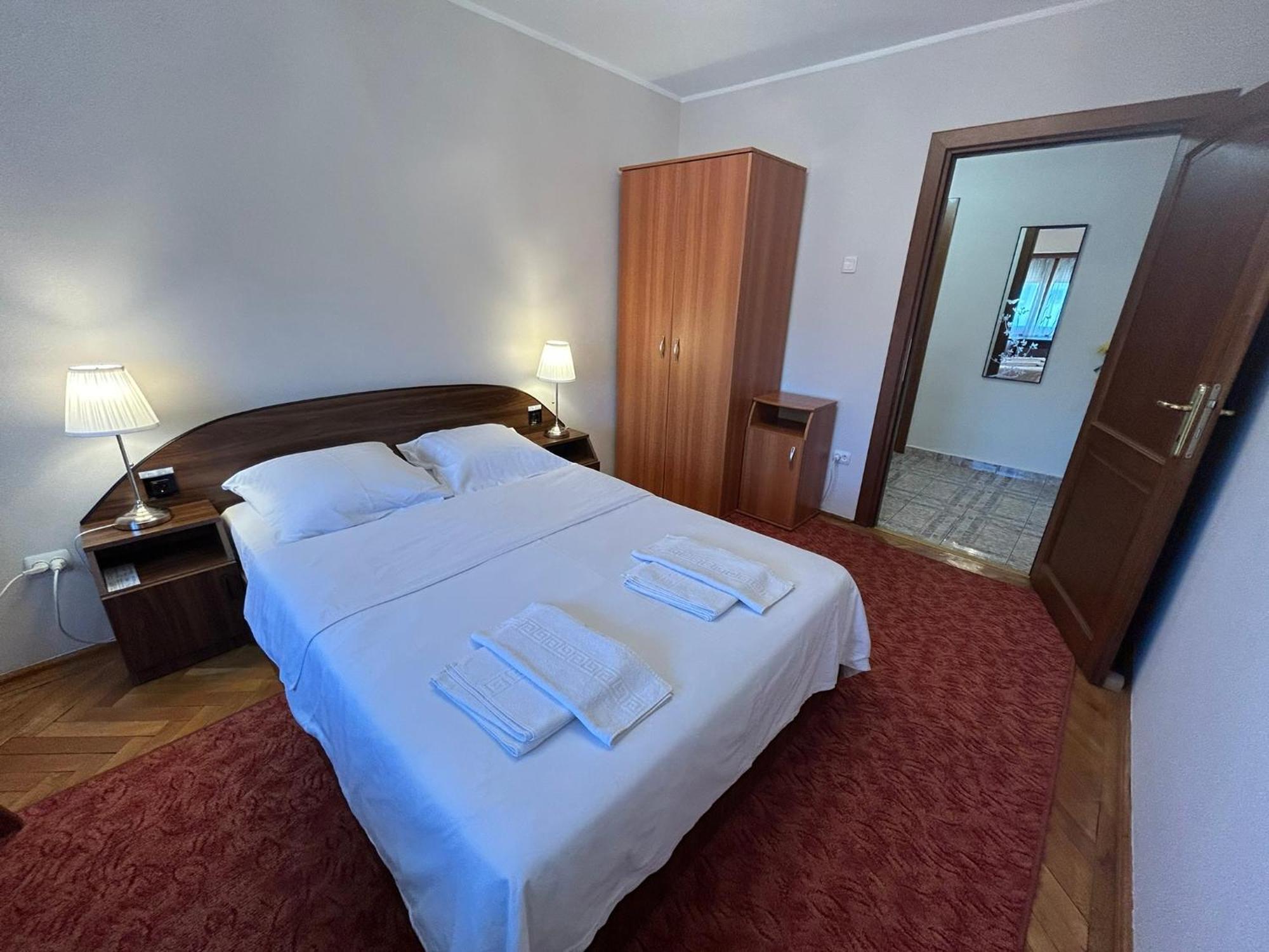 Apart. Premium Ultracentral, 3 Camere Loc Parcare. Ploieşti Exteriör bild